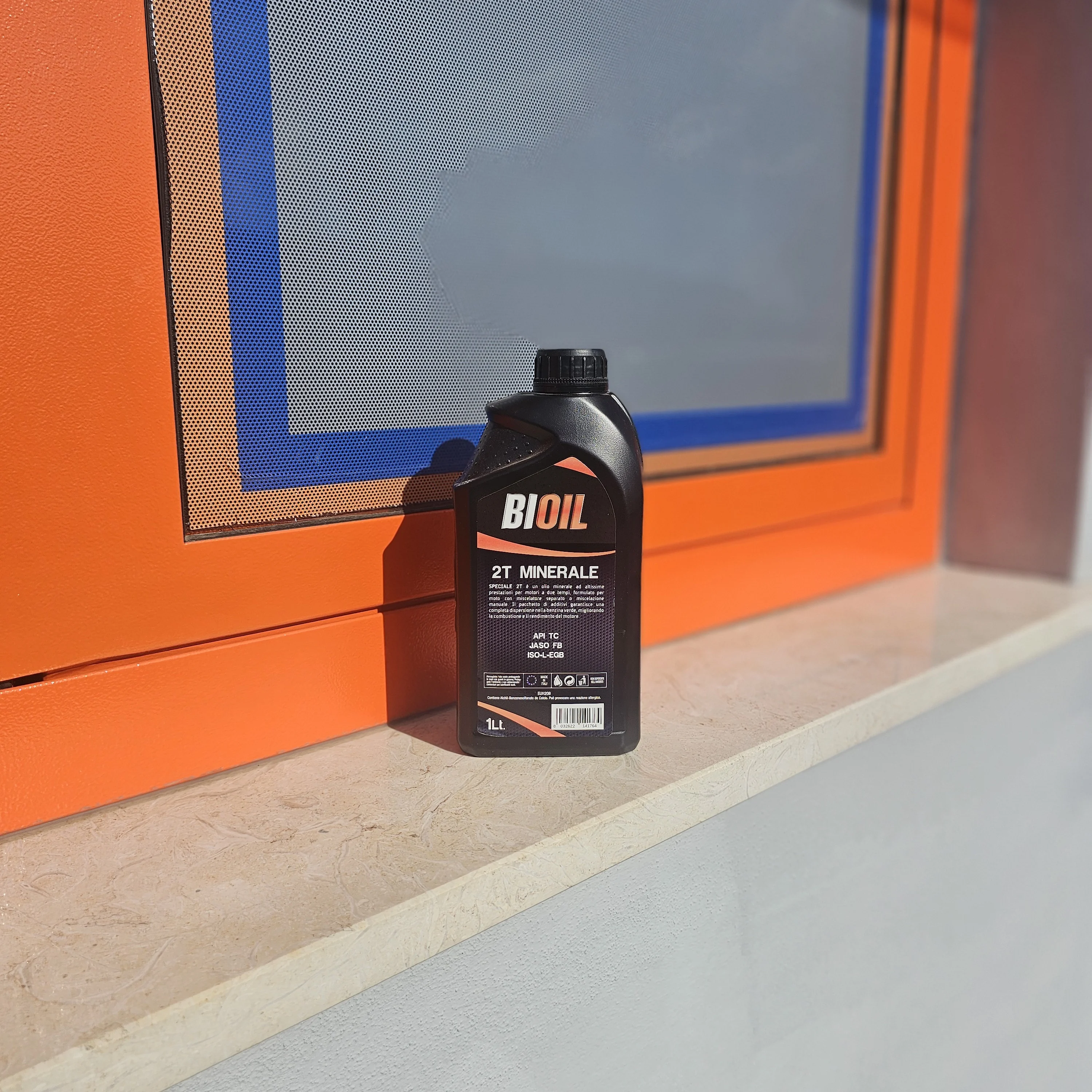 Flacone di olio motore Bioil 2T Minerale